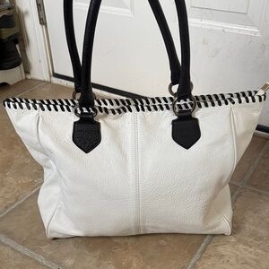 Elegant Genuine INNUE White Leather Tote Purse Made in Italy!